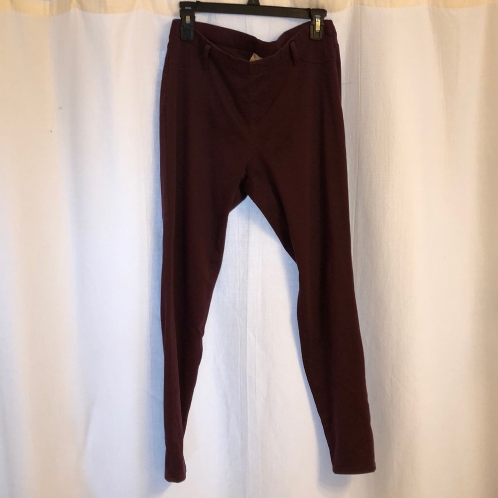 Burgundy jeggings